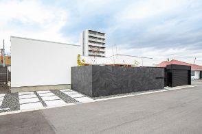 庭付き一戸建ての実例3（外観）サムネイル