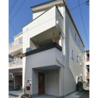 狭小住宅の実例（外観）サムネイル
